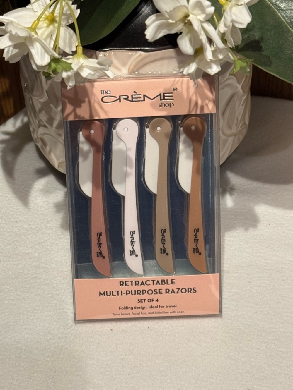 Crème Shop Retractable Multi-Purpose Razors are a set of four foldable blades